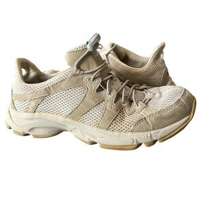 L. L. Bean‎ Sneaker Shoes Women's 7.5 North Peak Ventilated Trail Beige DPL204
